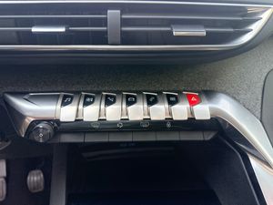 Peugeot 3008 Allure 1.2 PureTech 130 S&S - Foto 15