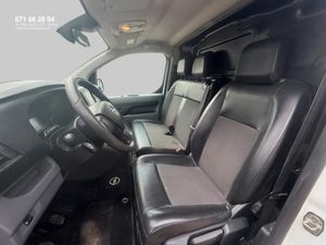 Opel Vivaro 2.0 CDTI Selective Furgón M - Foto 9