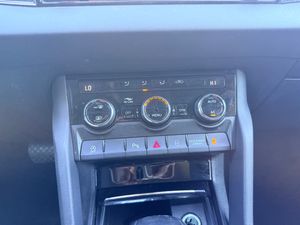 Skoda Karoq Design 1.5 TSI 110 kW - Foto 15