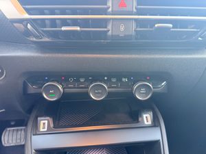 Citroën C4 X Hybrid 145 CV Max - Foto 15