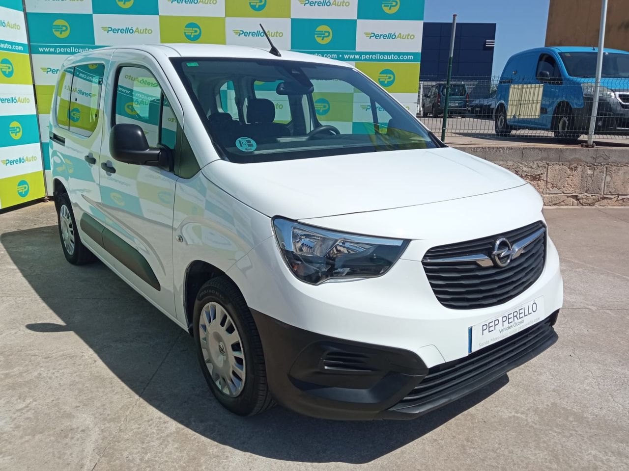 Opel Combo LIFE 1.5 TD 100   - Foto 1