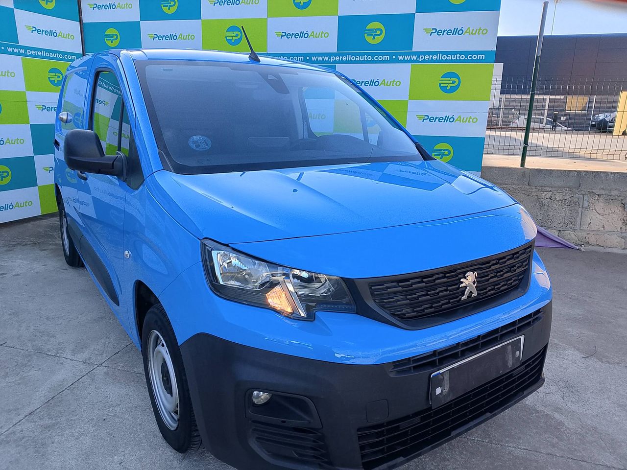 Peugeot Partner 1.5 BLUEHDI 75 C FURGON TALLER   - Foto 1