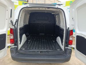 Peugeot Partner 1.5 BLUEHDI 100 FURGON - Foto 9