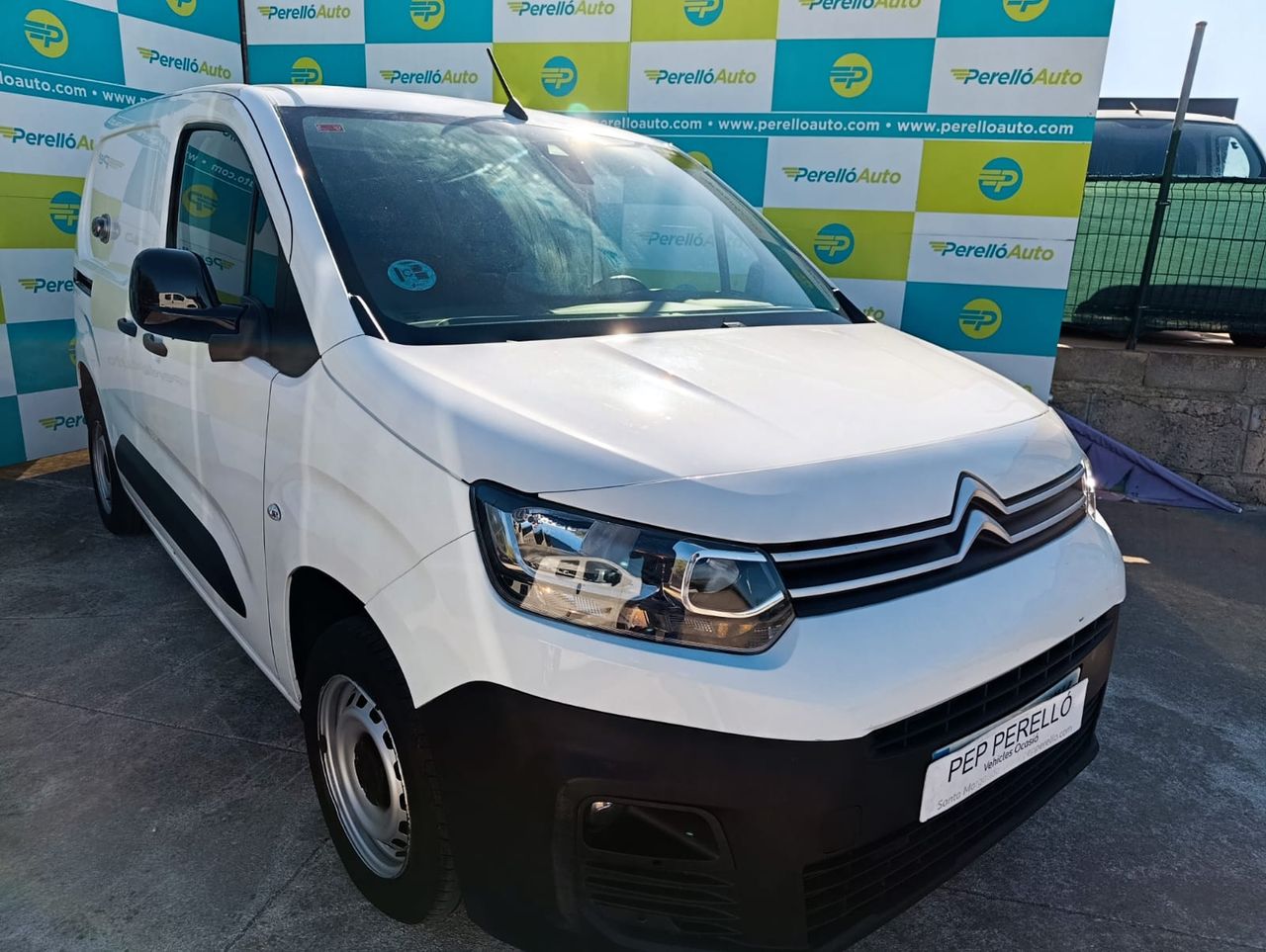 Citroën Berlingo Talla M BlueHDi 100 S&S Shine - Foto 1