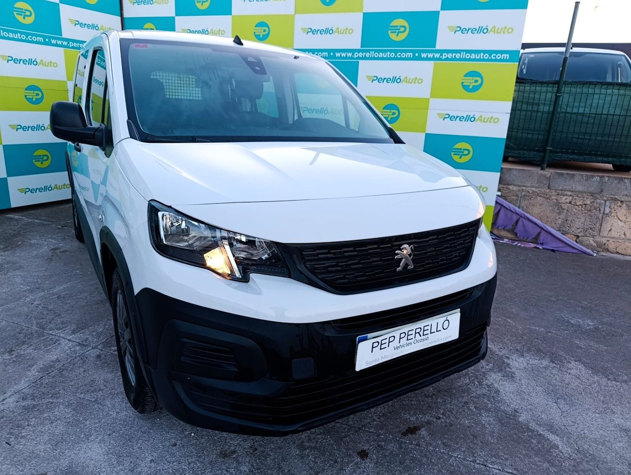 Peugeot Rifter 1.5 ACTIVE PACK BLUEHDI 100 BUSINESS - Foto 1