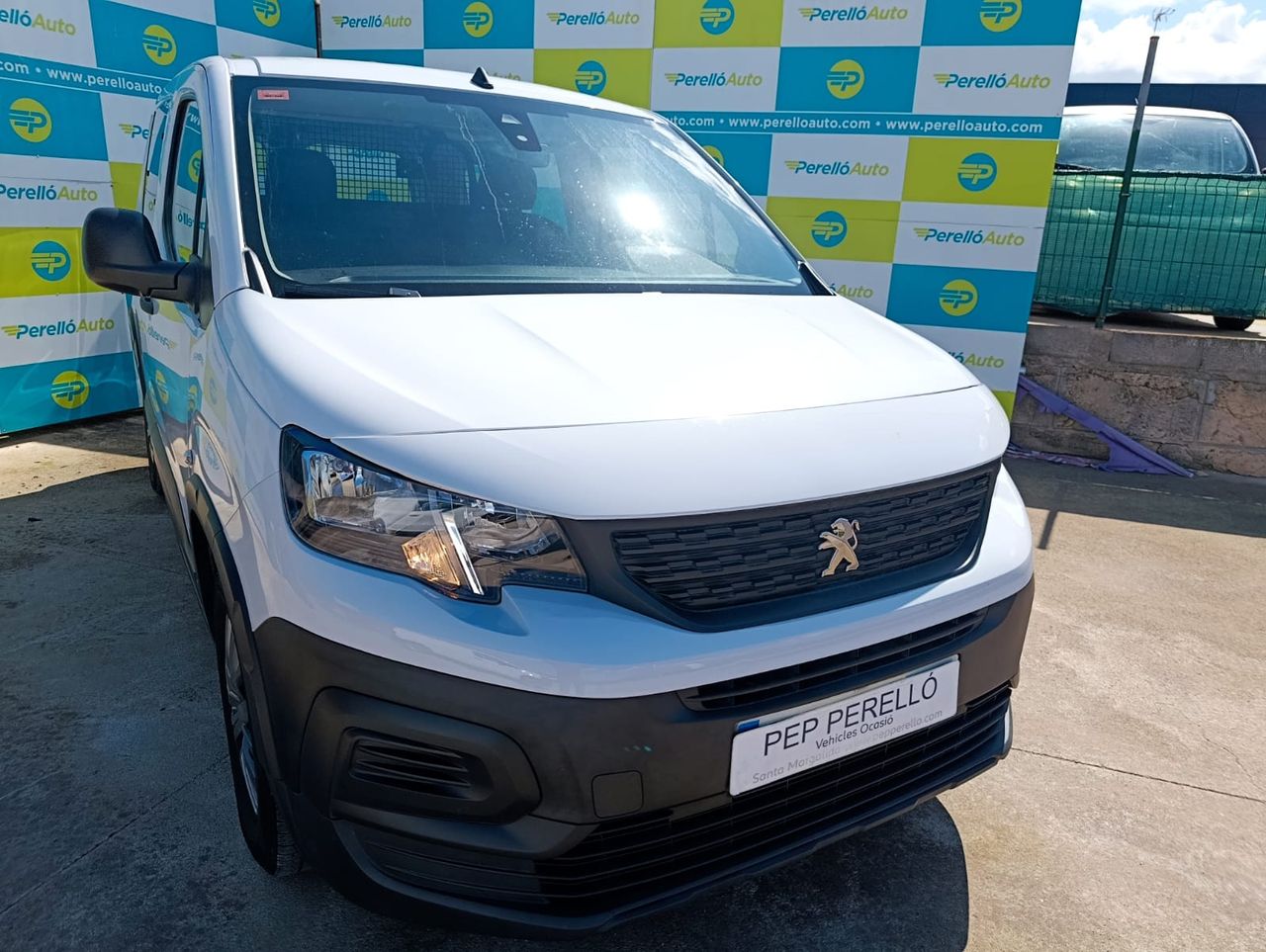 Peugeot Rifter 1.5 BLUEHDI 100 ACTIVE PACK BUSINESS - Foto 1