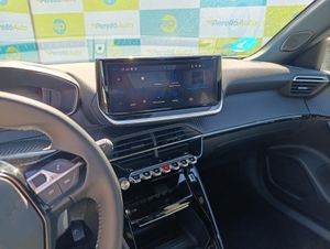 Peugeot 2008 E- Allure 100 kW (136 CV) - Foto 7