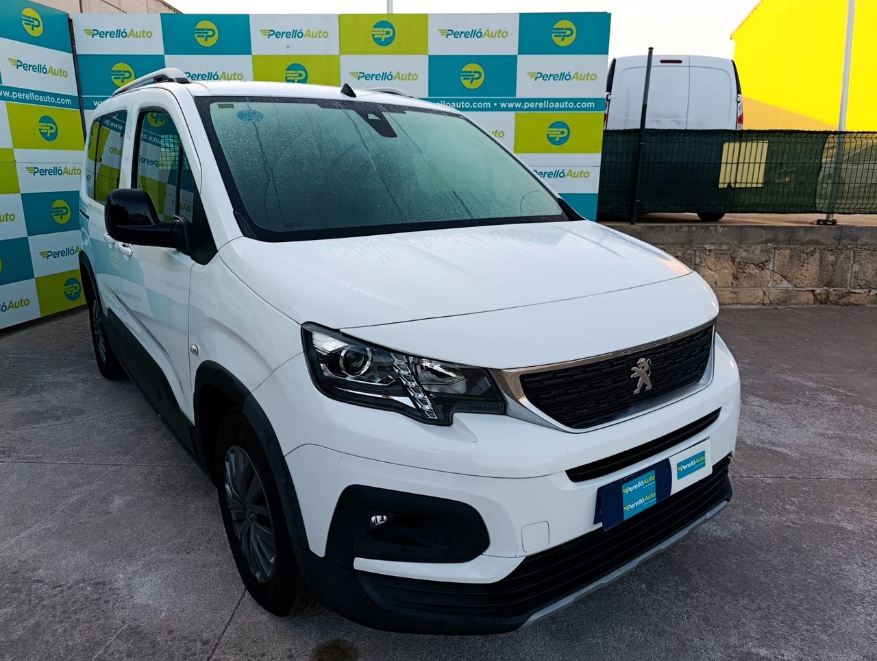 Peugeot Rifter Allure Pack Standard BlueHDi 100 - Foto 1