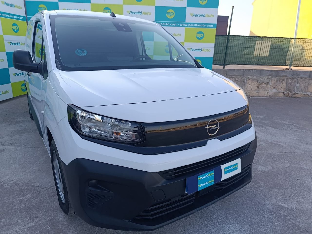 Opel Combo 1.5 Diesel 75 kW - Foto 1