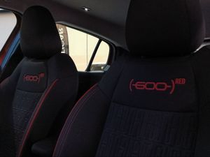 Fiat 600 600e RED 54kwh 115kw (156cv)  - Foto 16