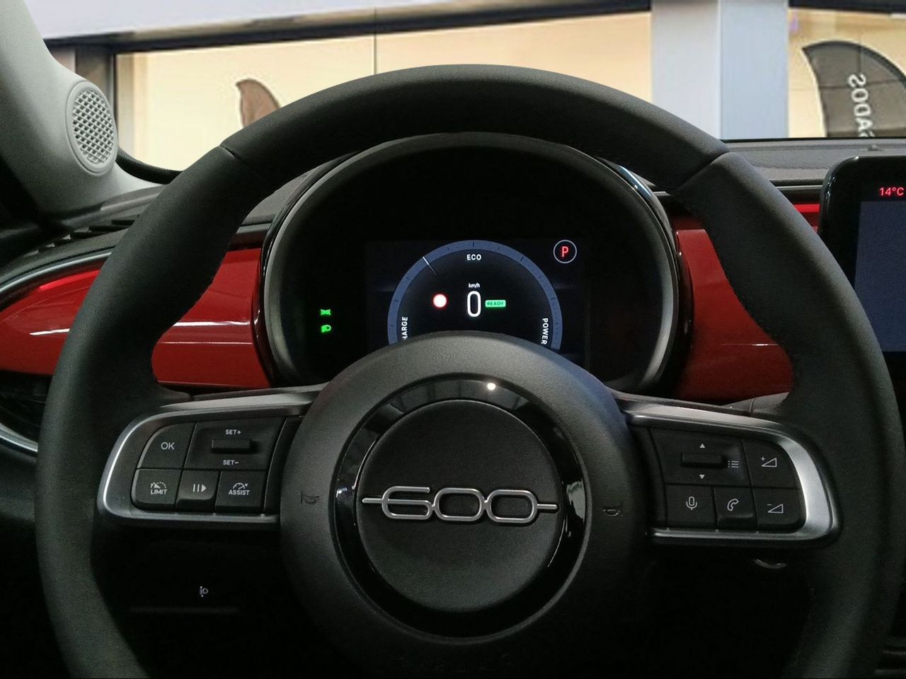 Fiat 600 600e RED 54kwh 115kw (156cv)  - Foto 15