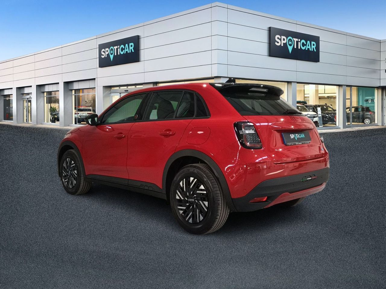 Fiat 600 600e RED 54kwh 115kw (156cv)  - Foto 8