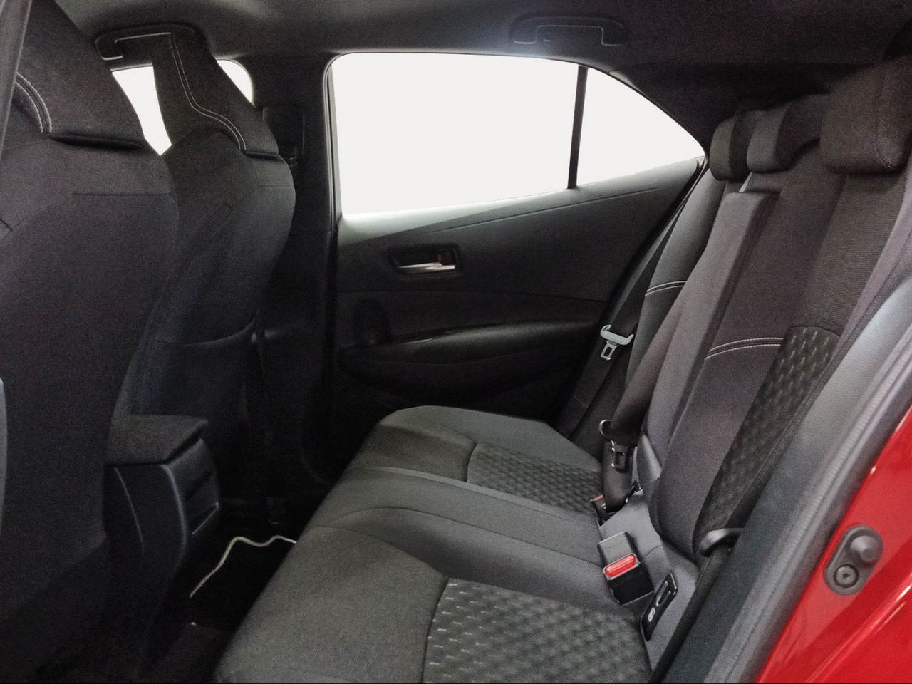 Toyota Corolla 140H Active Plus  - Foto 12