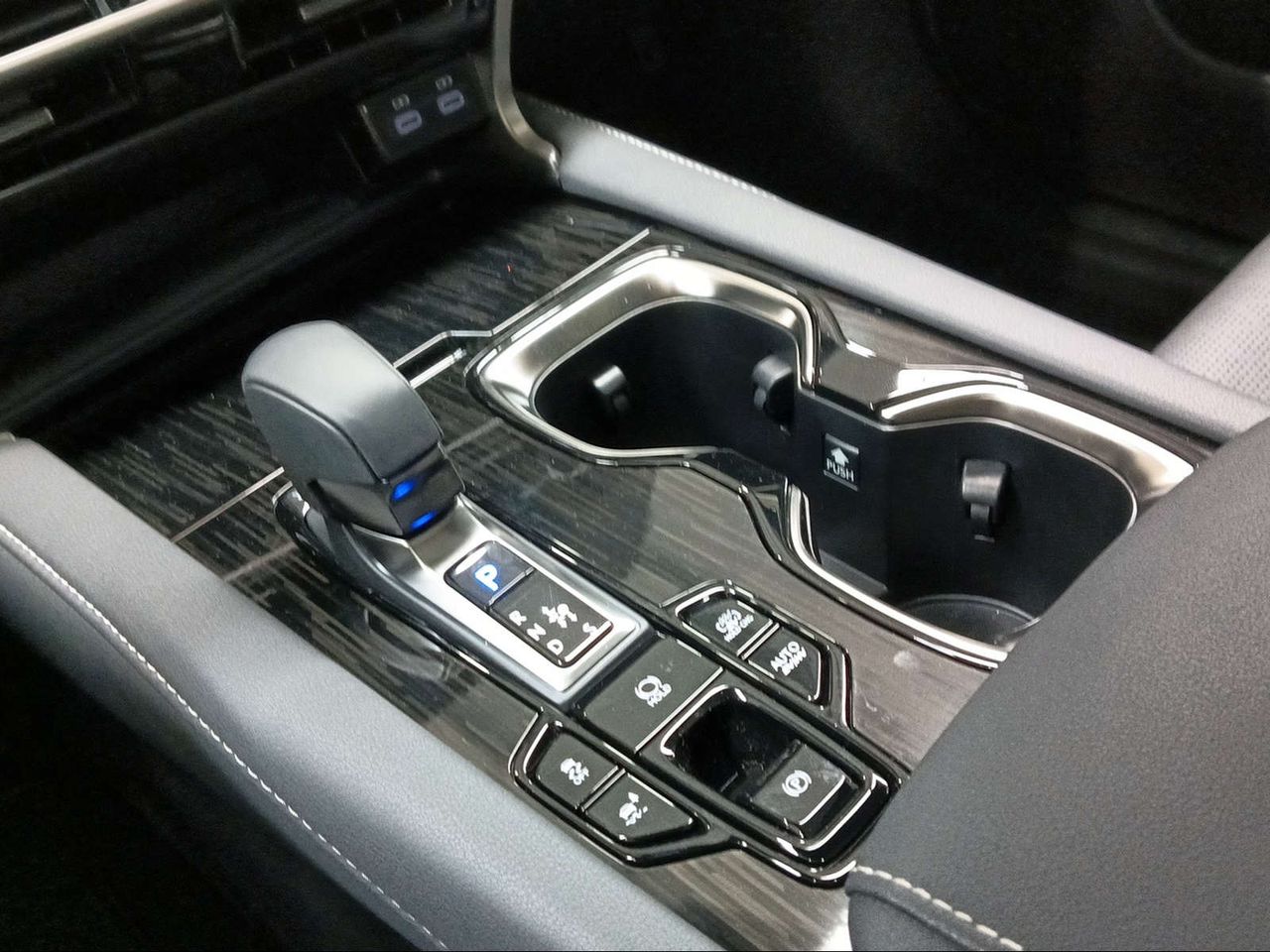 Lexus RX 450h+ Executive  - Foto 22