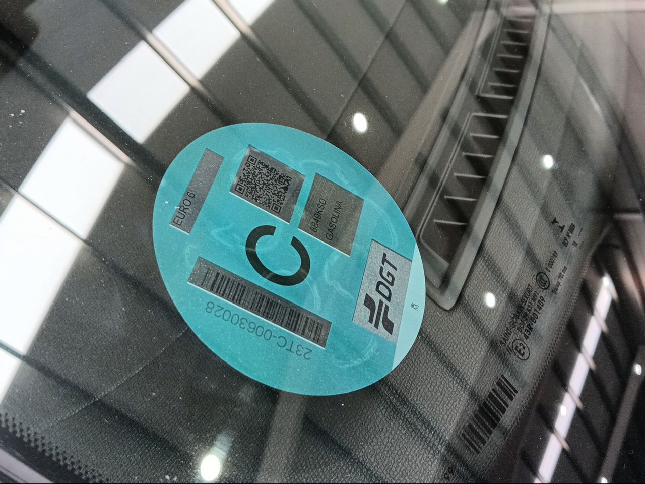 Peugeot 3008 1.2 PURETECH 96KW (130CV) GT LINE S&S  - Foto 18