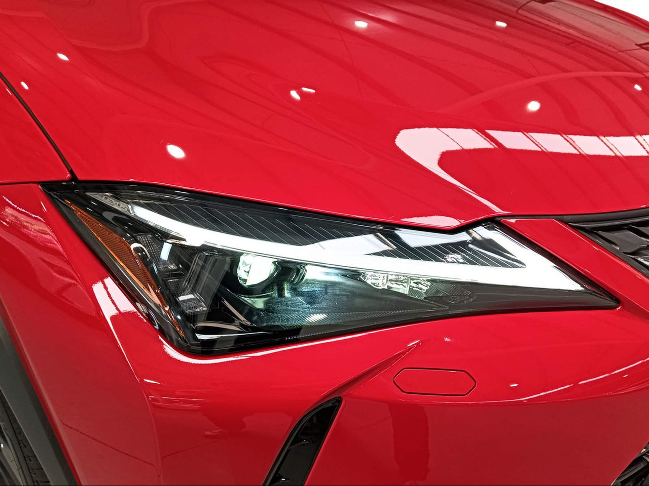 Lexus UX 2.0 300h UX Plus  - Foto 23