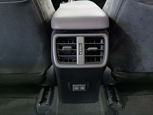 Lexus UX 2.0 300h UX Plus  - Foto 14