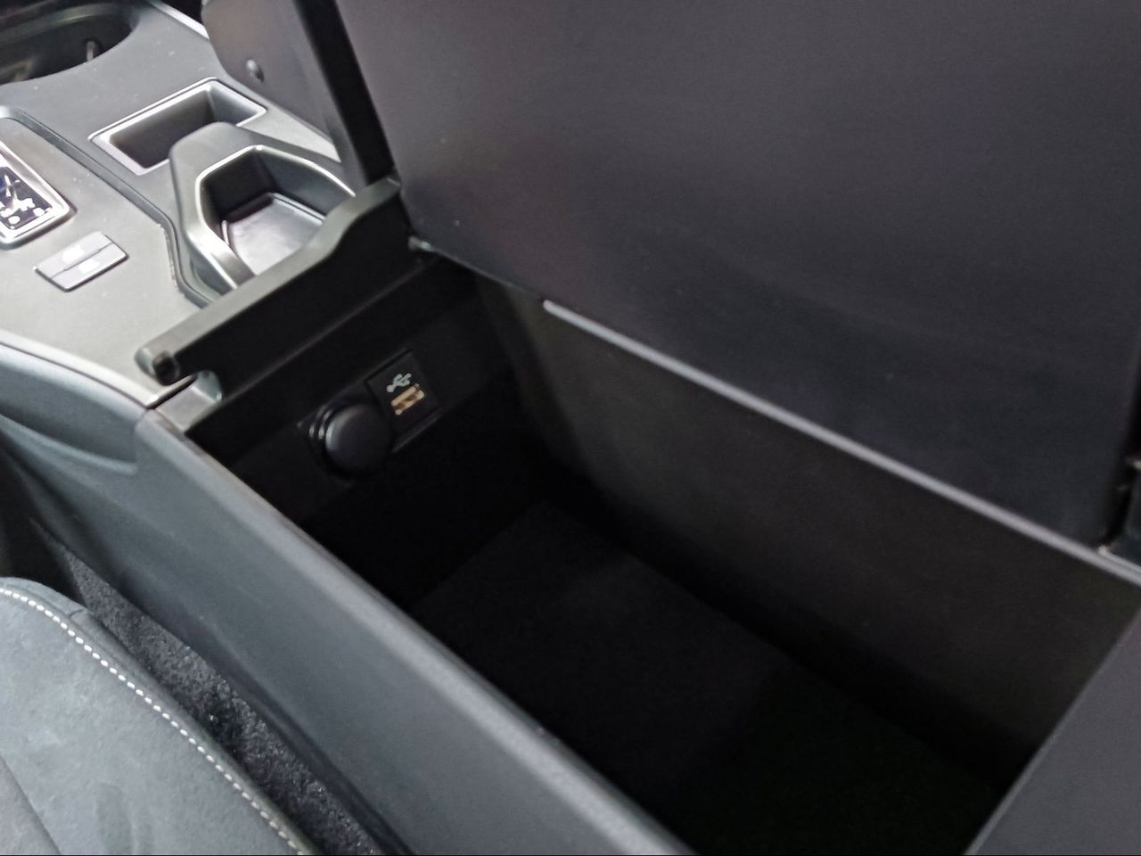 Lexus UX 2.0 300h UX Plus  - Foto 21