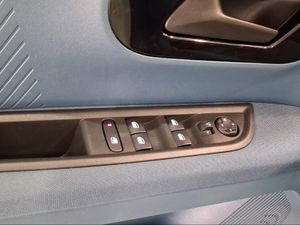 Fiat Grande Panda La prima 44kwh 87kw (118cv)  - Foto 19