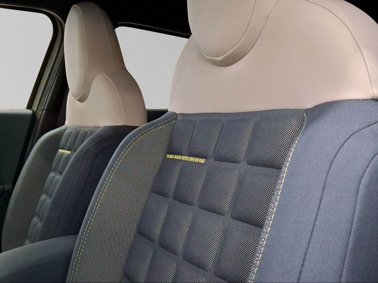 Fiat Grande Panda La prima 44kwh 87kw (118cv)  - Foto 18