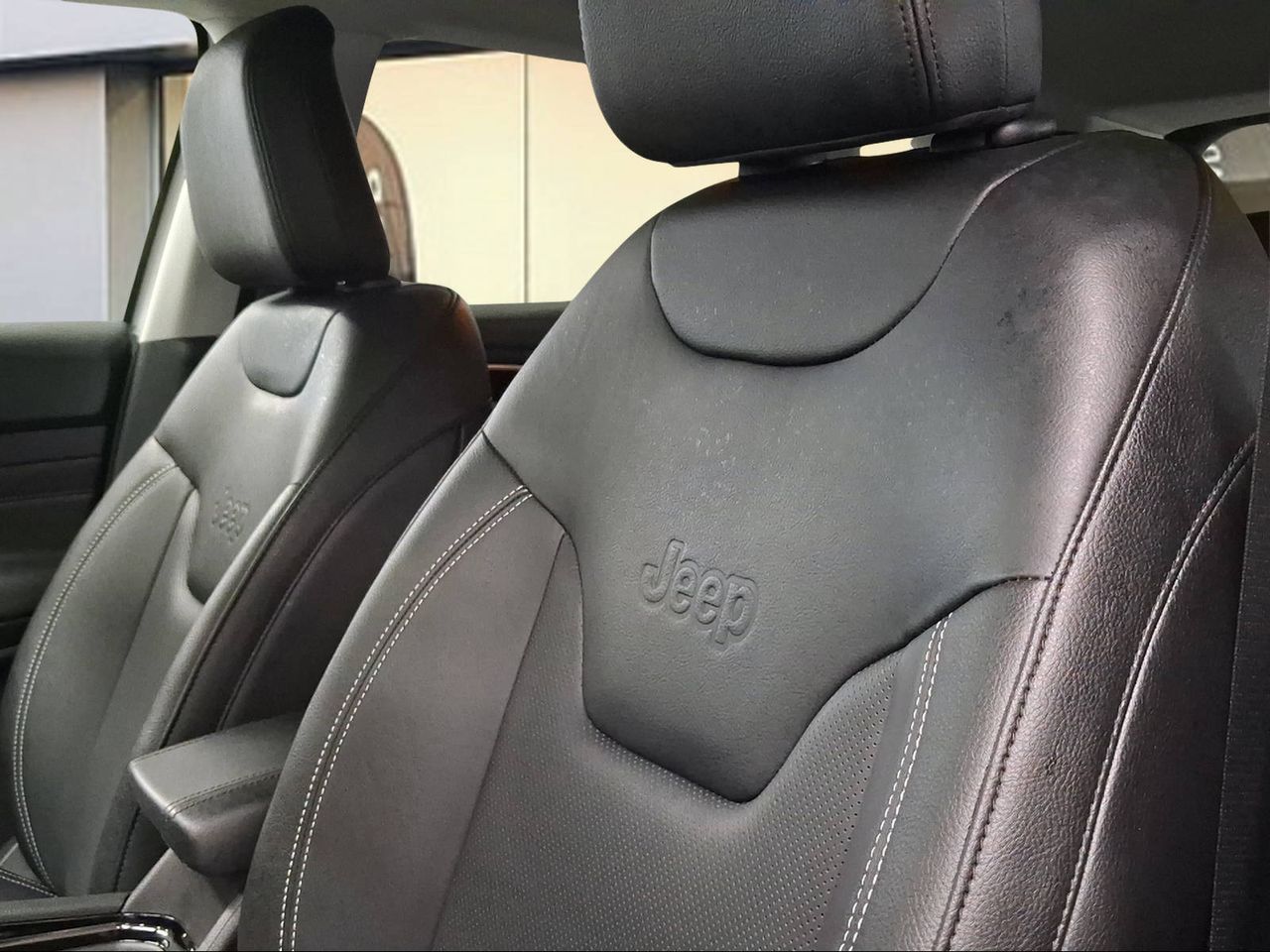 Jeep Compass 4Xe 1.3 PHEV 177kW (240CV) S AT AWD  - Foto 17