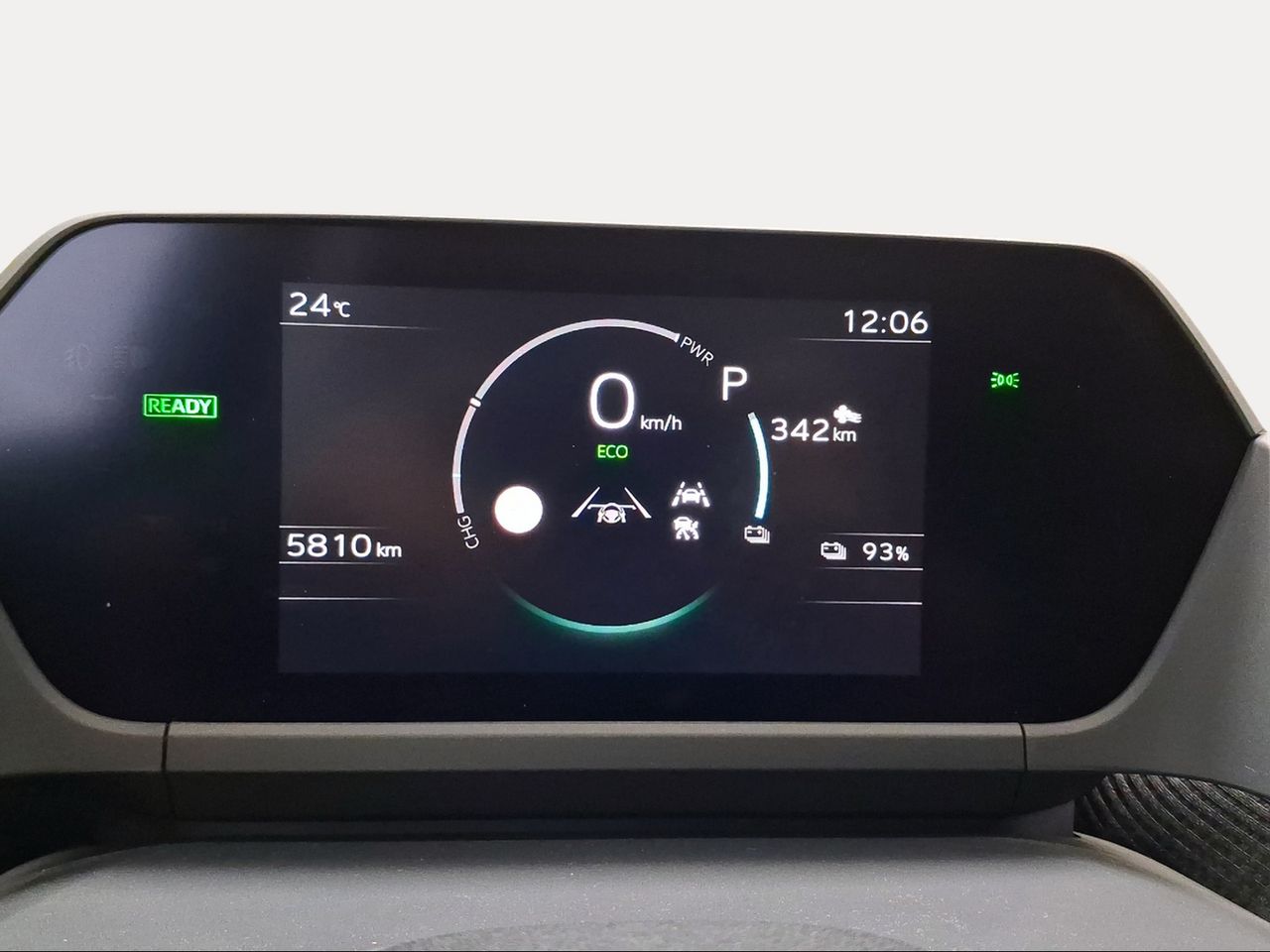 Toyota bZ4X 220E 4x4 Advance  - Foto 15