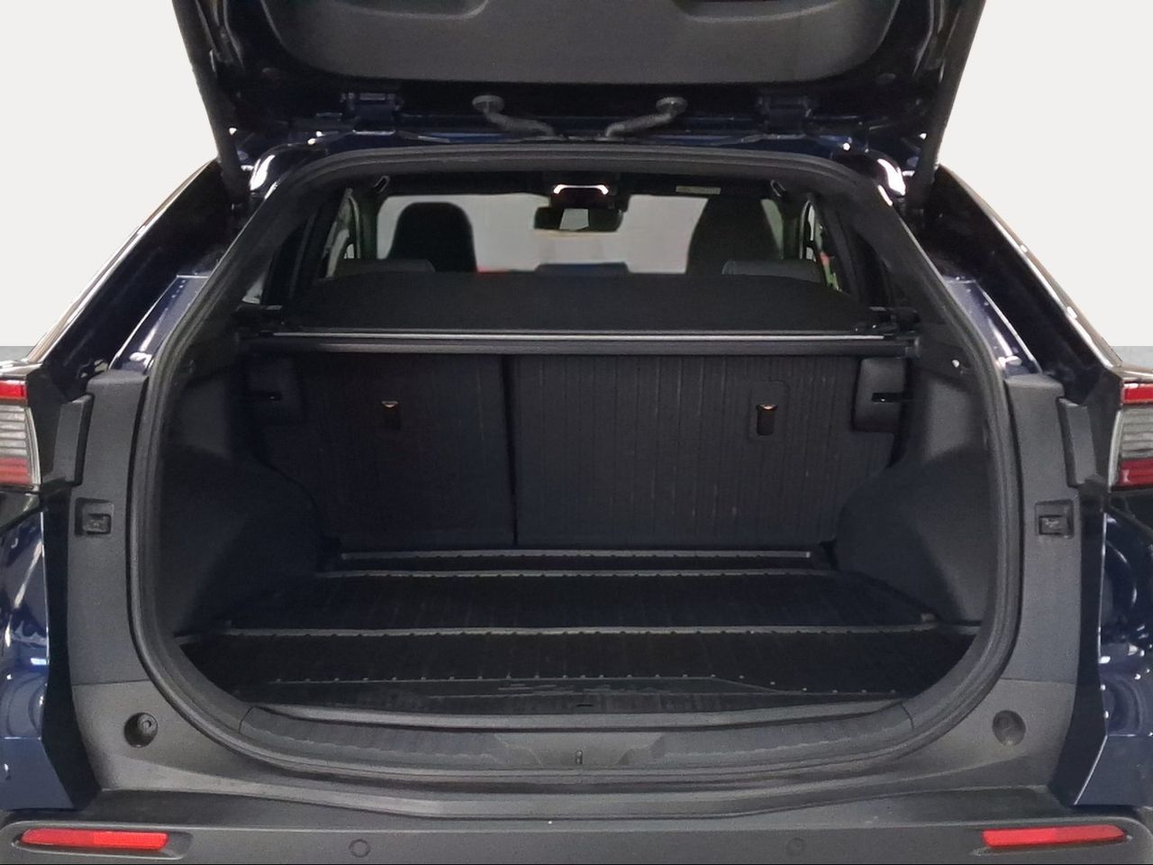 Toyota bZ4X 220E 4x4 Advance  - Foto 11