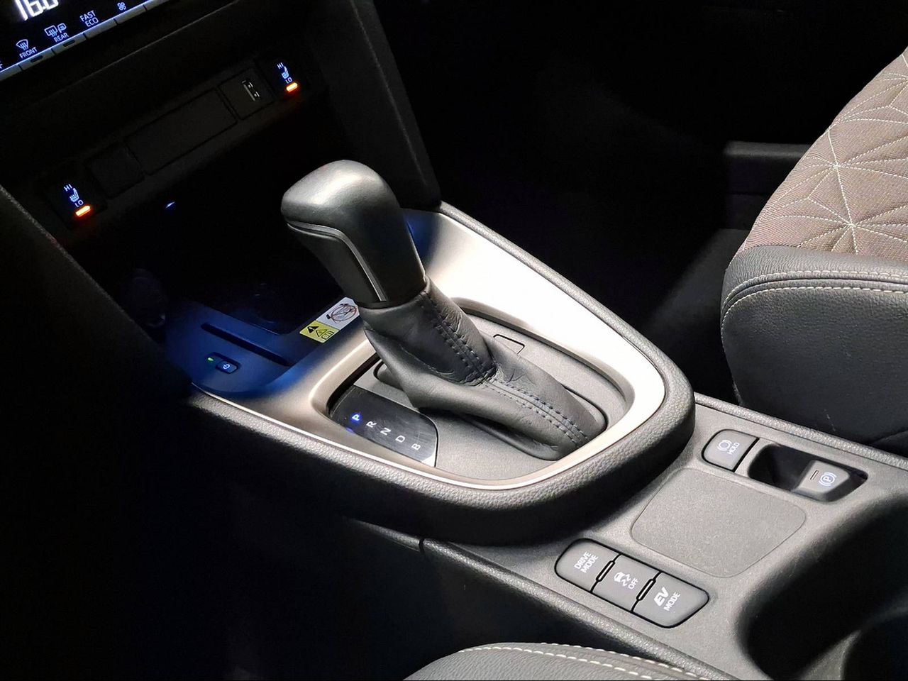 Toyota Yaris Cross 1.5 120H Style  - Foto 22