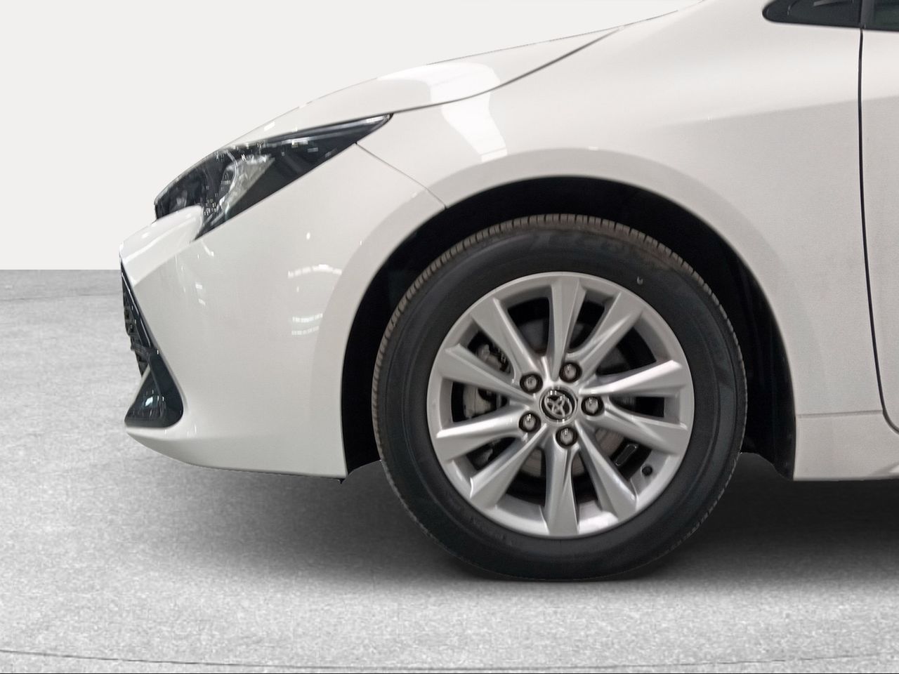 Toyota Corolla 140H Active Plus  - Foto 17