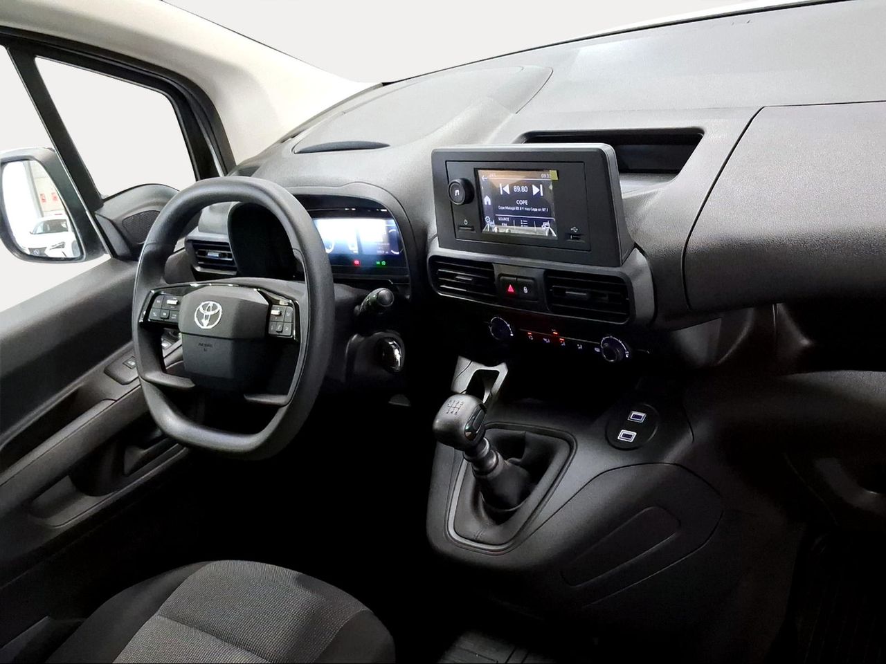 Toyota Proace City L1 1PL VAN GX 1.5 L 130CV M/T 6V   - Foto 9