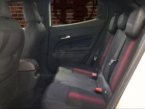 Alfa Romeo Junior Ibrida Speciale 100kW (136CV)  - Foto 13