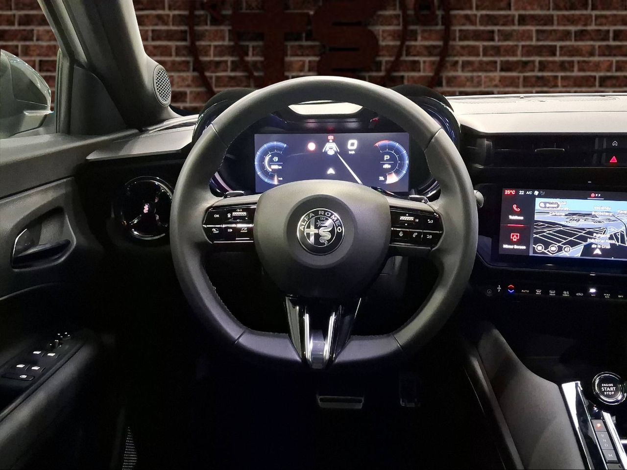 Alfa Romeo Junior Ibrida Speciale 100kW (136CV)  - Foto 10