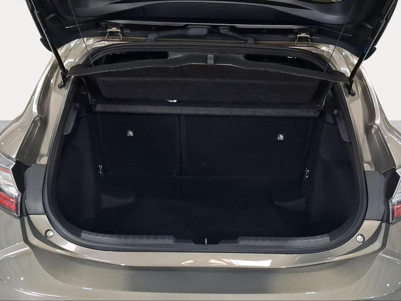 Toyota Corolla 1.8 125H STYLE E-CVT  - Foto 11