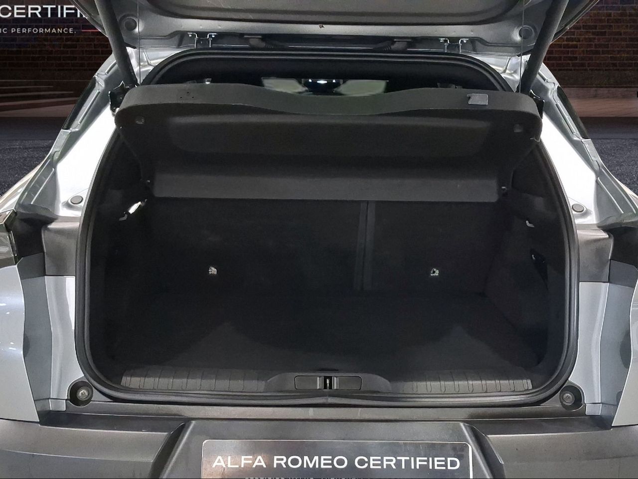 Alfa Romeo Junior Ibrida 100kW (136CV)  - Foto 7