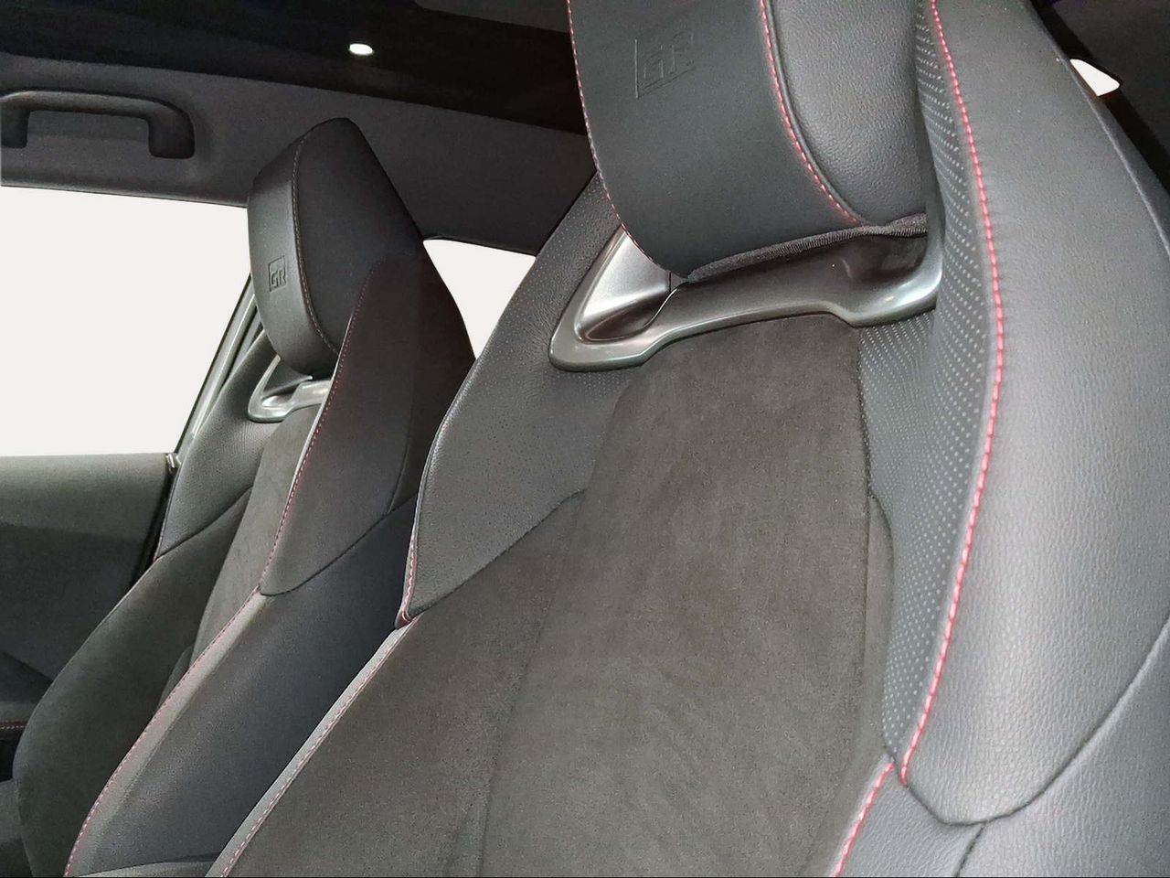 Toyota C-HR 2.0 220PH GR Sport Edition  - Foto 23