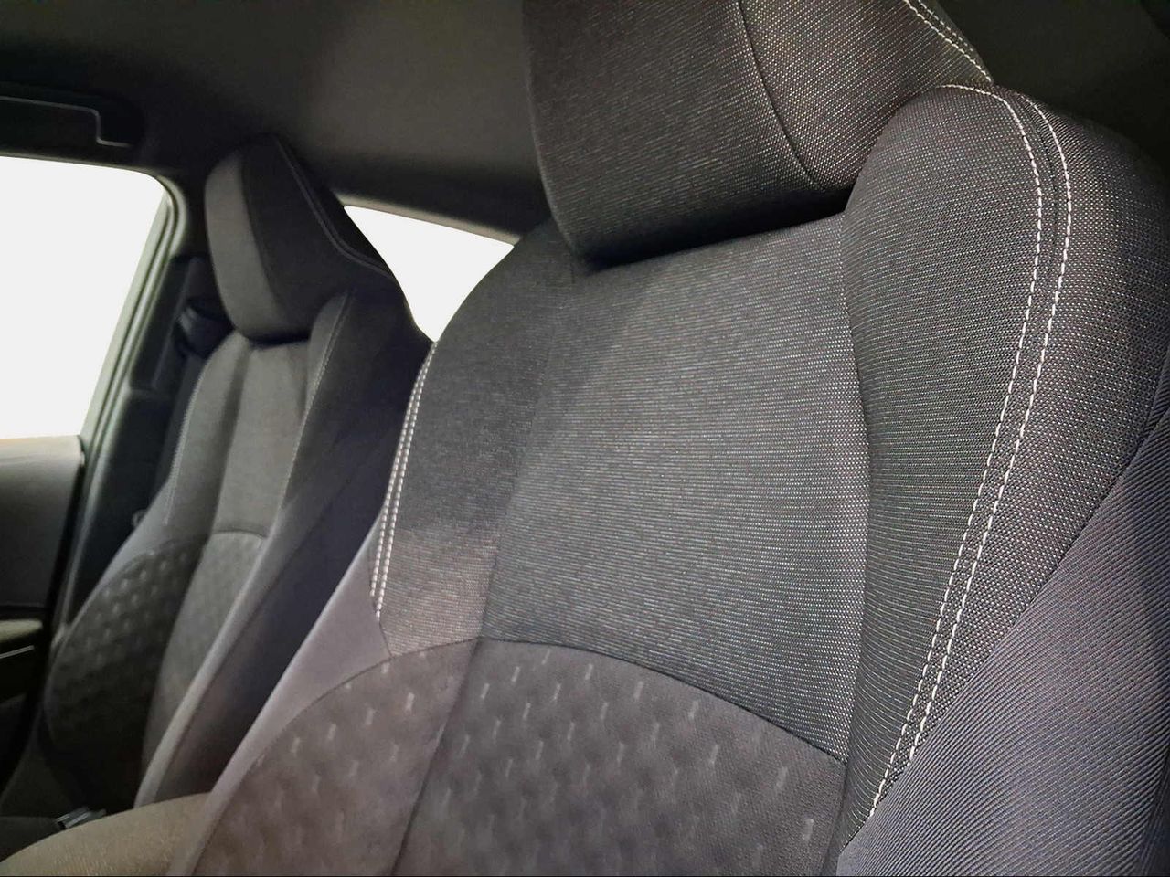 Toyota Corolla 140H Active Plus  - Foto 22