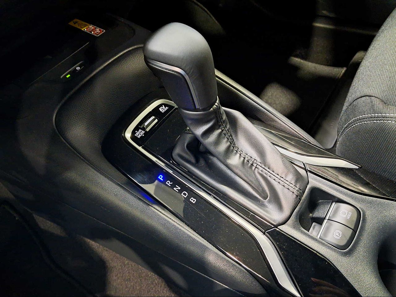 Toyota Corolla 140H Active Plus  - Foto 23