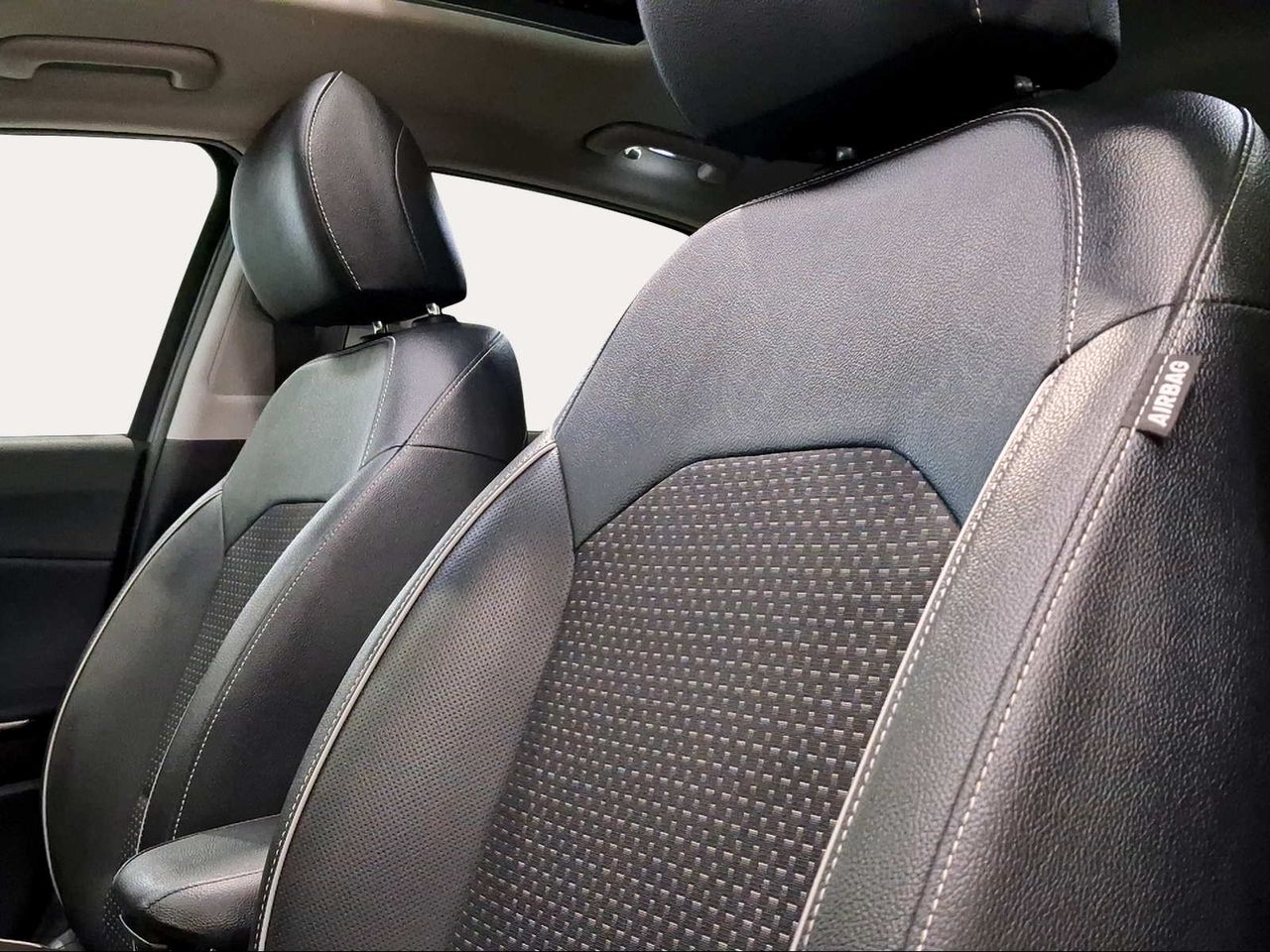 Kia XCeed 1.6 MHEV iMT Emotion 100kW (136CV)  - Foto 25