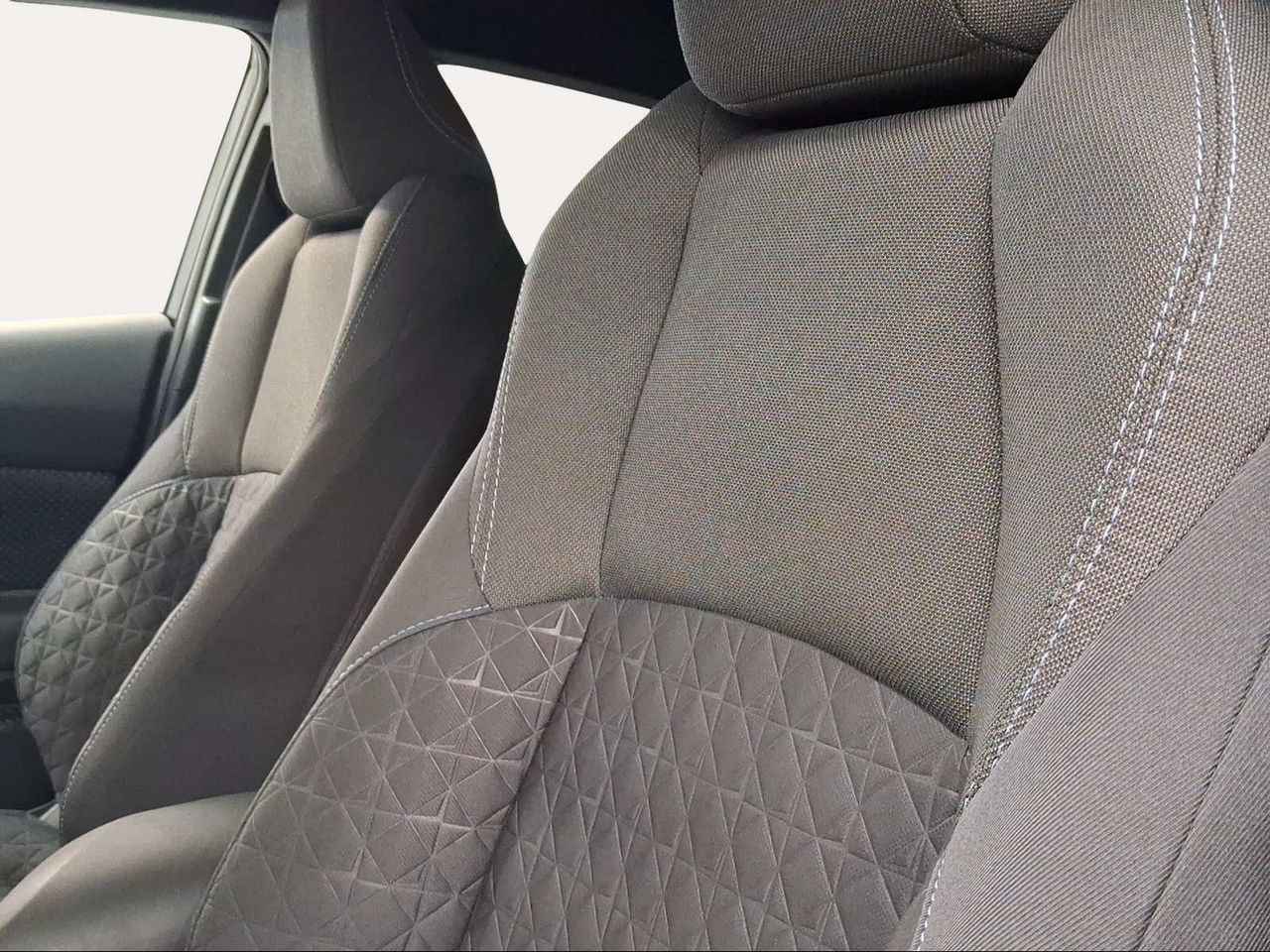 Toyota C-HR 1.8 125H Advance  - Foto 23