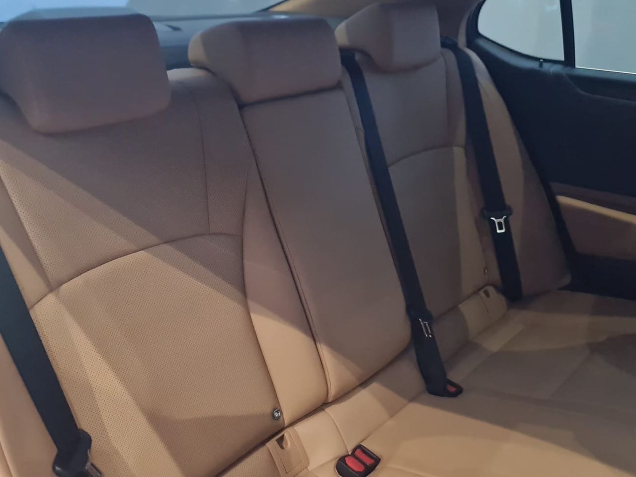 Lexus ES 2.5 300h Premium  - Foto 10