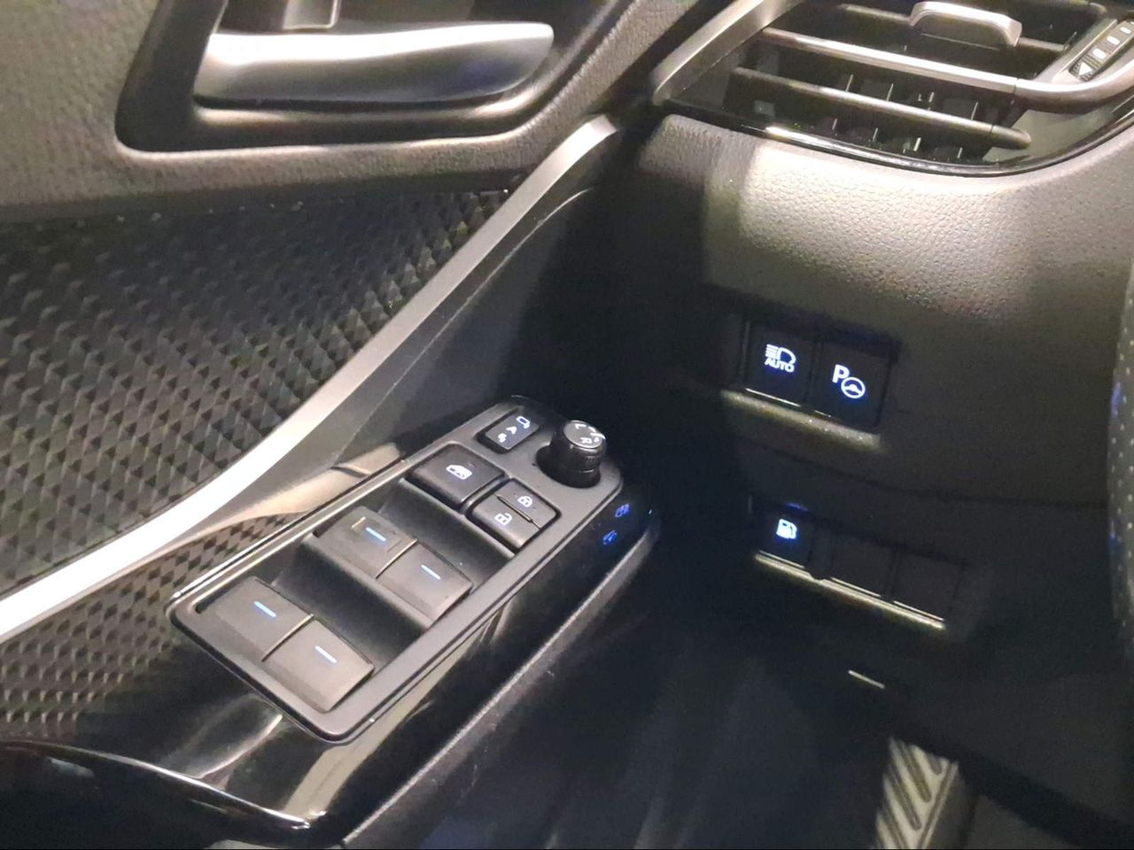 Toyota C-HR 2.0 180H GR Sport  - Foto 23