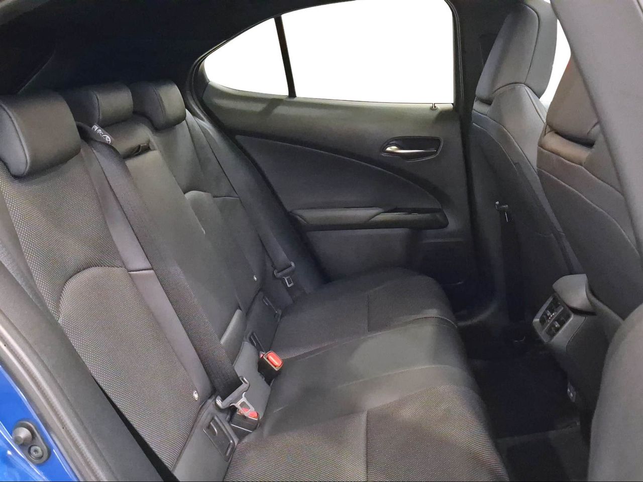 Lexus UX 2.0 300h Relax Plus 4X4  - Foto 8