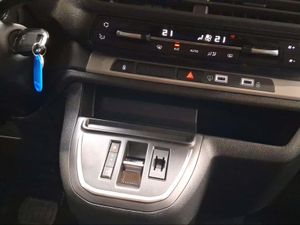 Toyota Proace Verso Shuttle L2 2.0D 180CV 8AT VX Plus 8p  - Foto 24