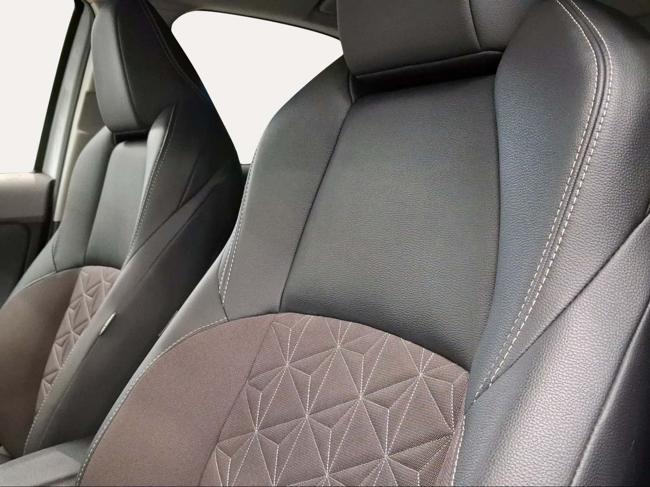 Toyota Yaris Cross 1.5 120H Style  - Foto 23