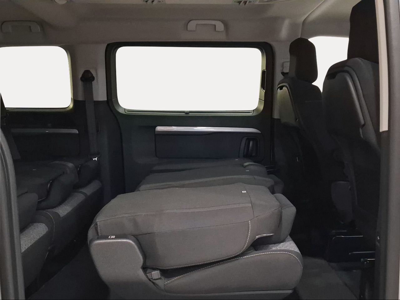 Toyota Proace Verso Family L1 2.0D 180CV 8AT Advance 8p  - Foto 8