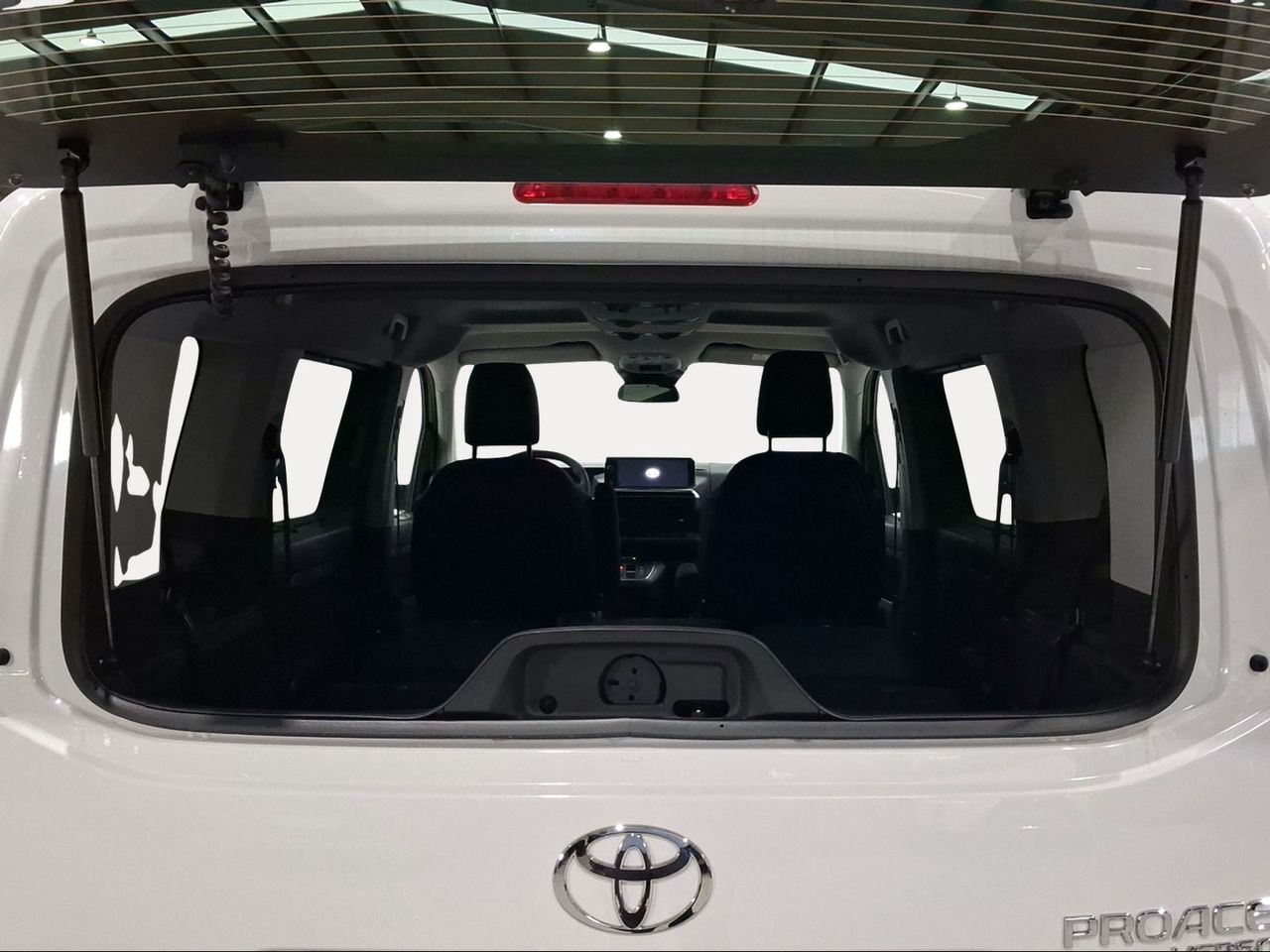 Toyota Proace Verso Family L1 2.0D 180CV 8AT Advance 8p  - Foto 25