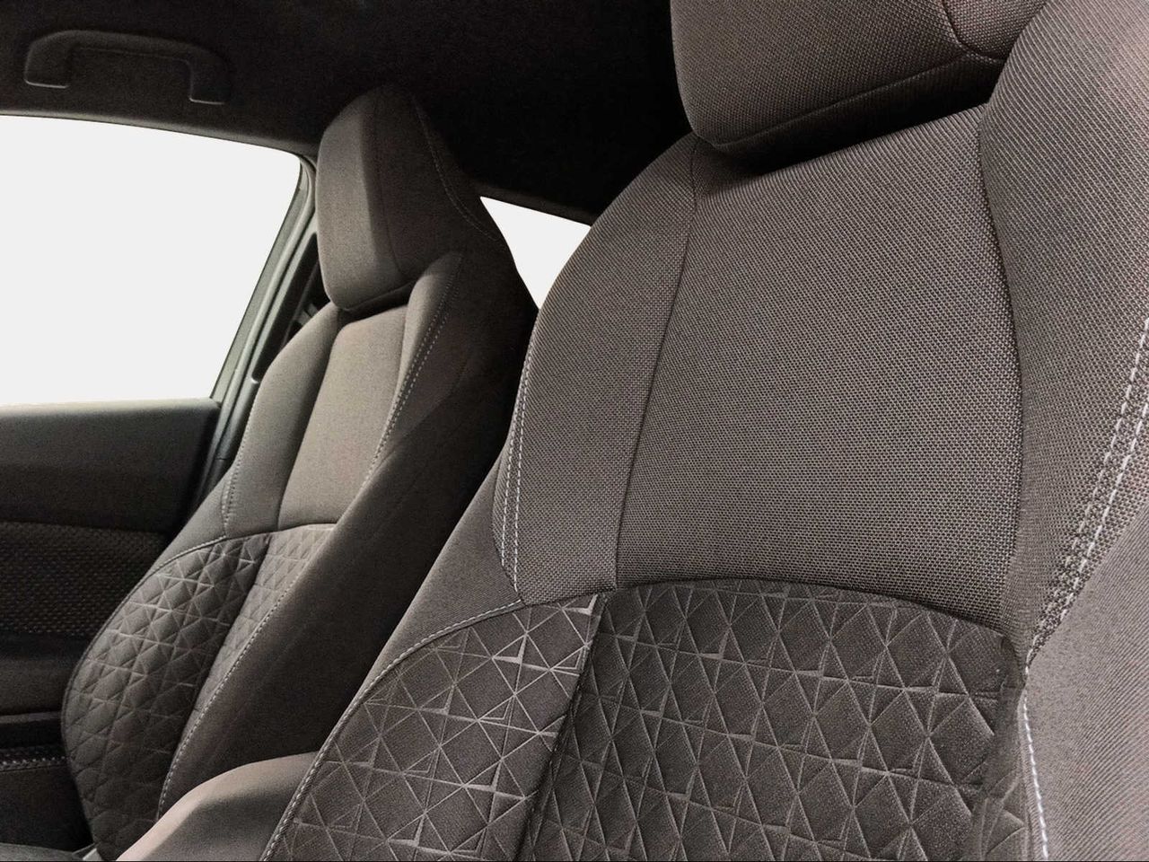 Toyota C-HR 1.8 125H Advance  - Foto 24