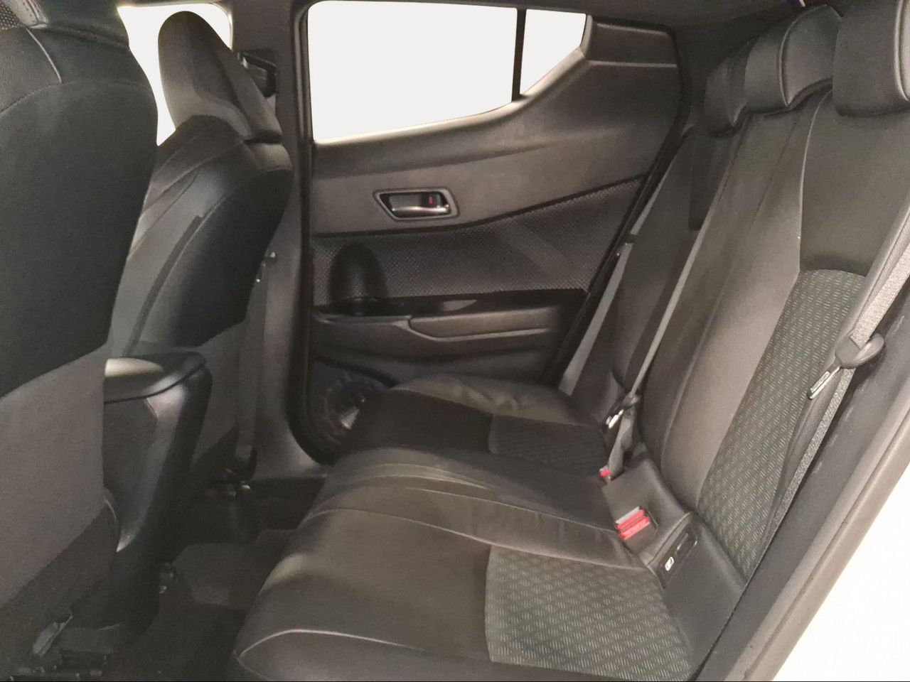 Toyota C-HR 2.0 180H Advance  - Foto 12