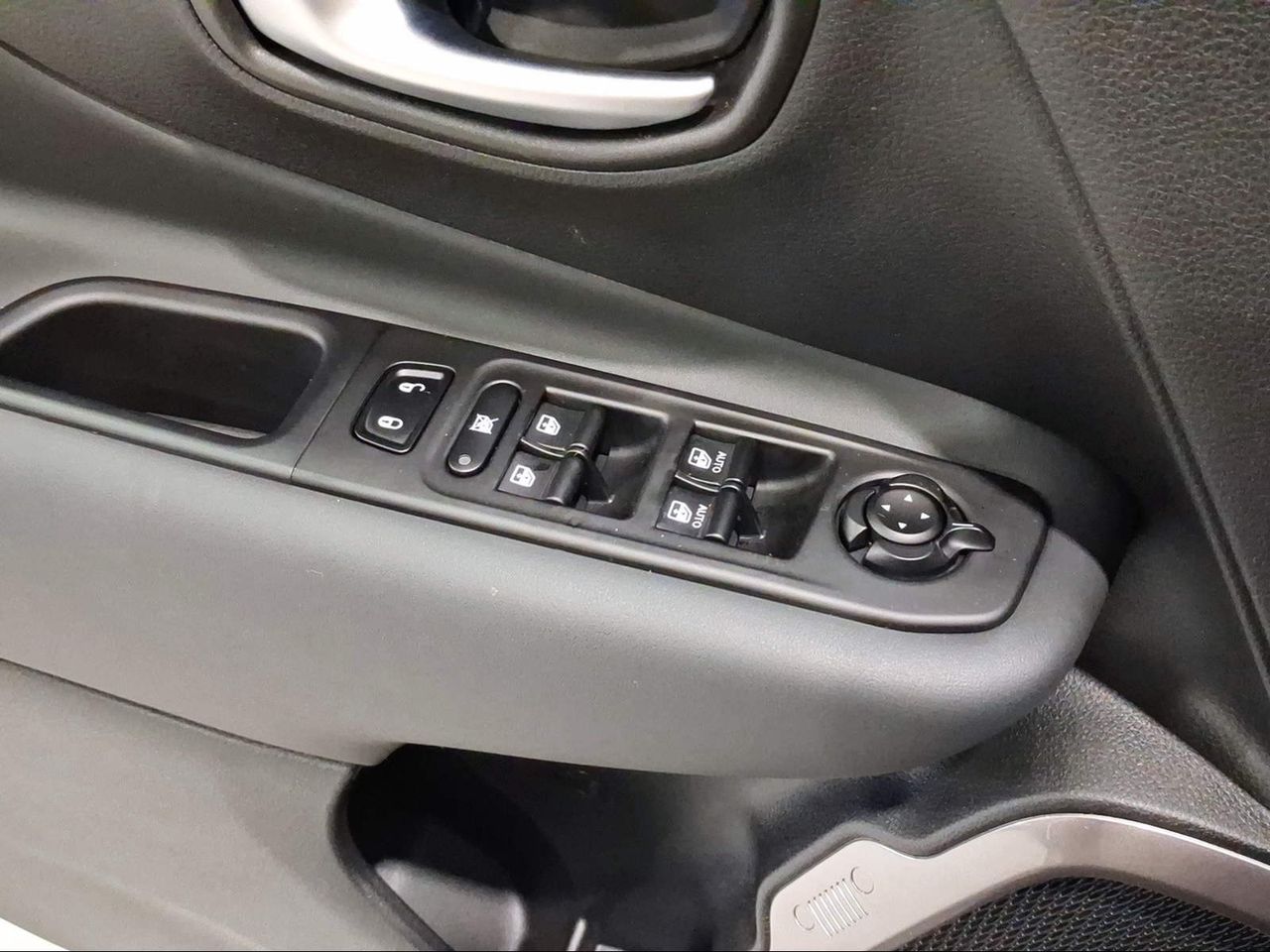 Jeep Renegade Longitude 1.0G 88kW (120CV) 4x2  - Foto 19