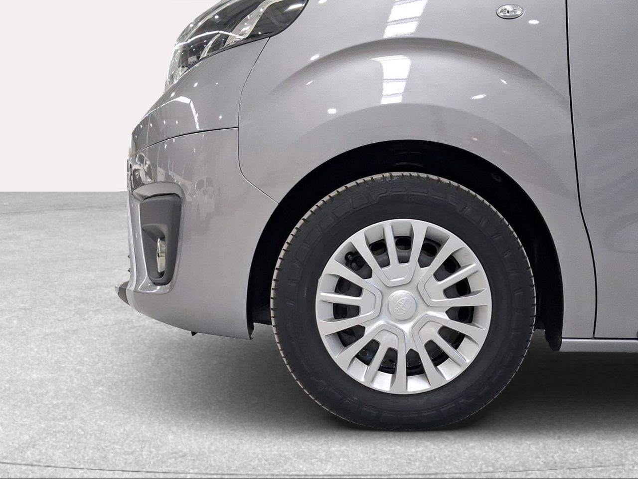 Toyota Proace Verso 2.0D 145CV VX SHUTTLE 2PL 2PT L1  - Foto 17